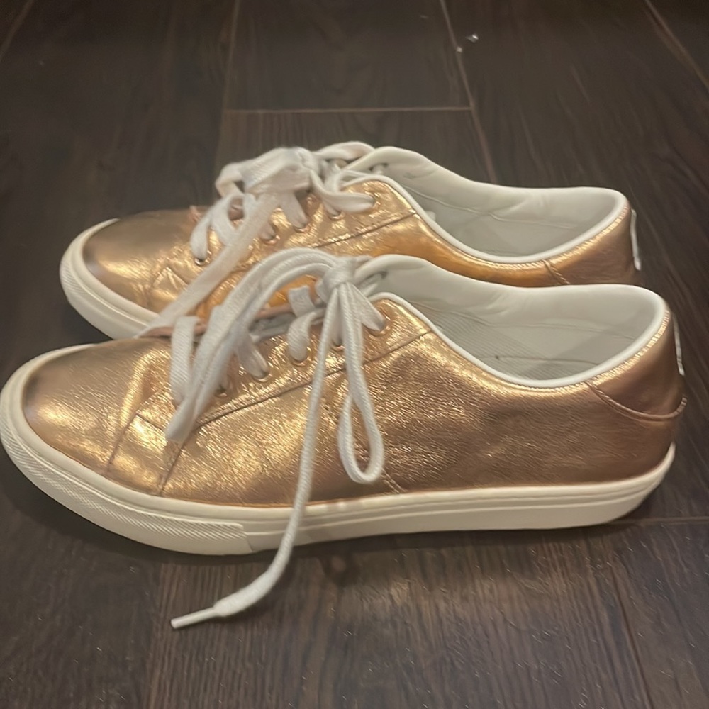 Rose Gold Marc Jacobs Sneakers- Only worn once! - Picture 8 of 8